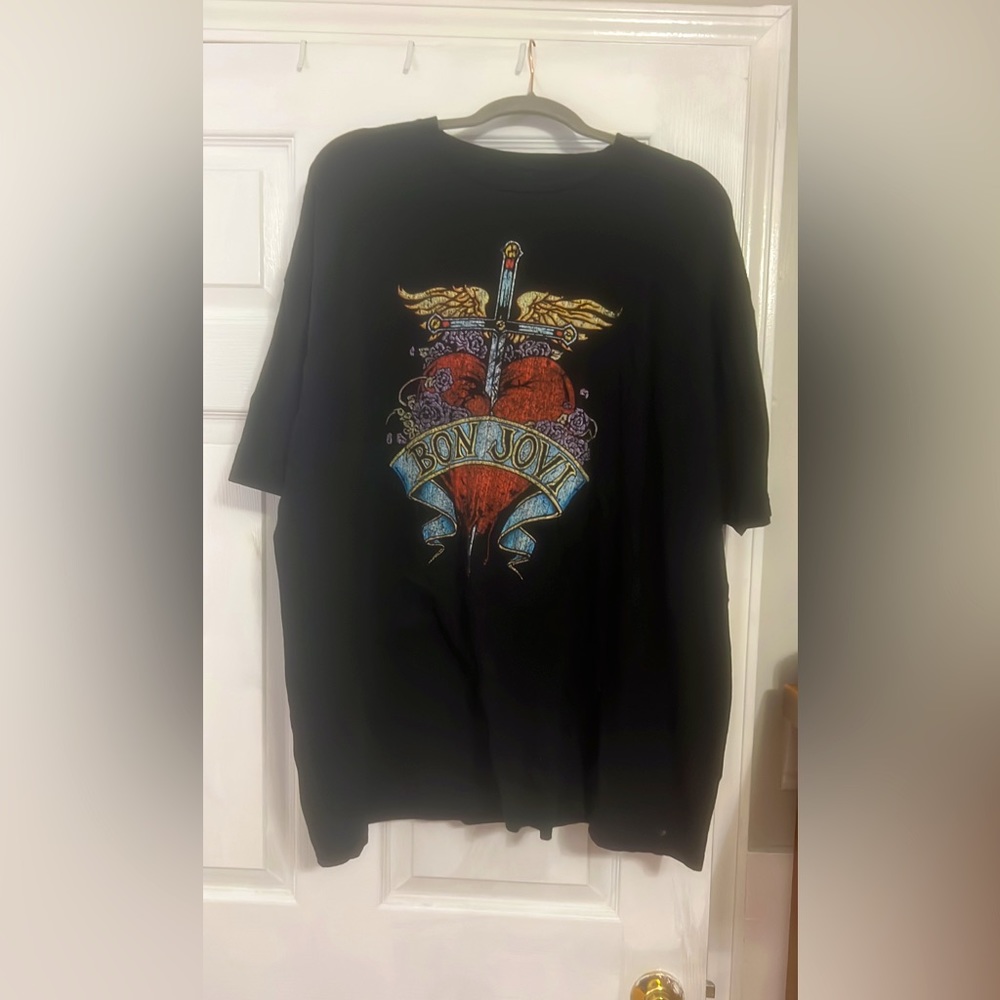 Bon Jovi T